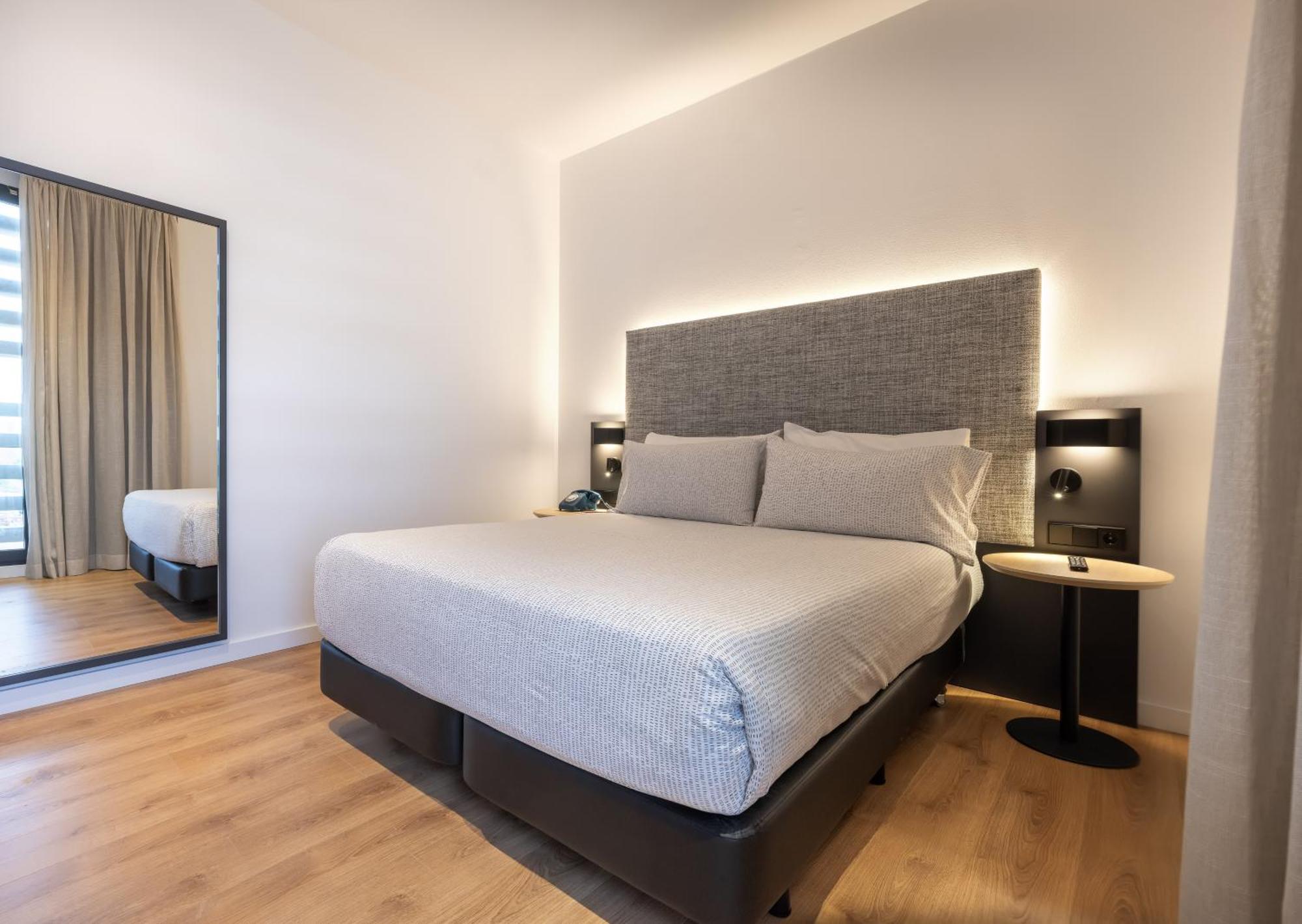 אל פראט דה לוברגאט Innside By Melia Barcelona Aeropuerto מראה חיצוני תמונה