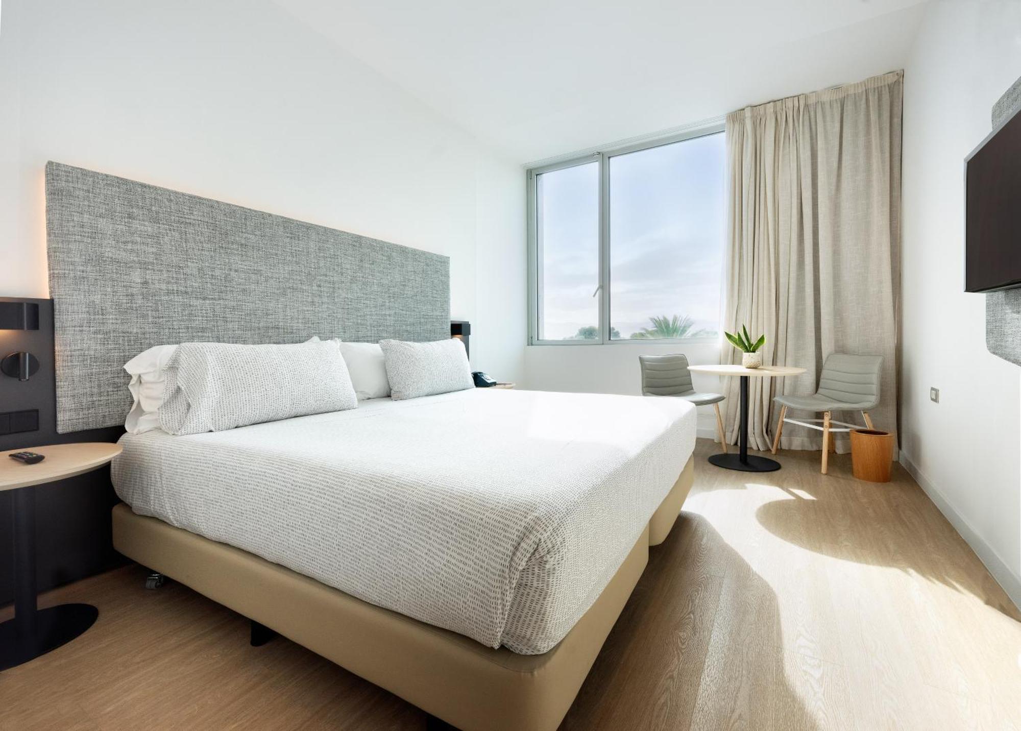 אל פראט דה לוברגאט Innside By Melia Barcelona Aeropuerto מראה חיצוני תמונה