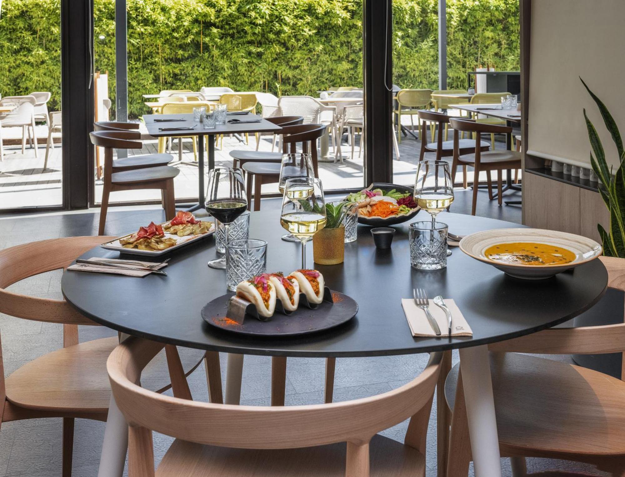 אל פראט דה לוברגאט Innside By Melia Barcelona Aeropuerto מראה חיצוני תמונה
