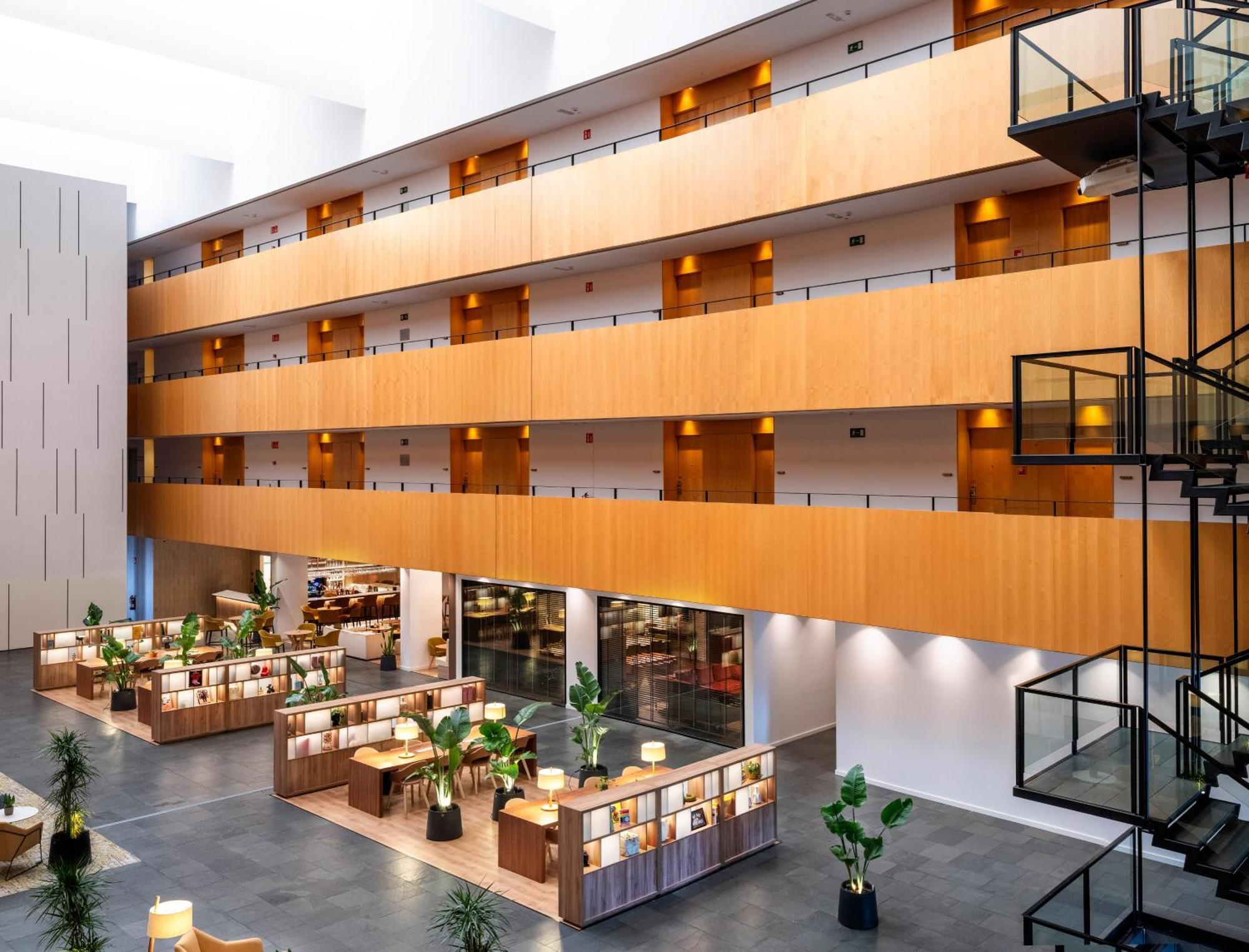 אל פראט דה לוברגאט Innside By Melia Barcelona Aeropuerto מראה חיצוני תמונה