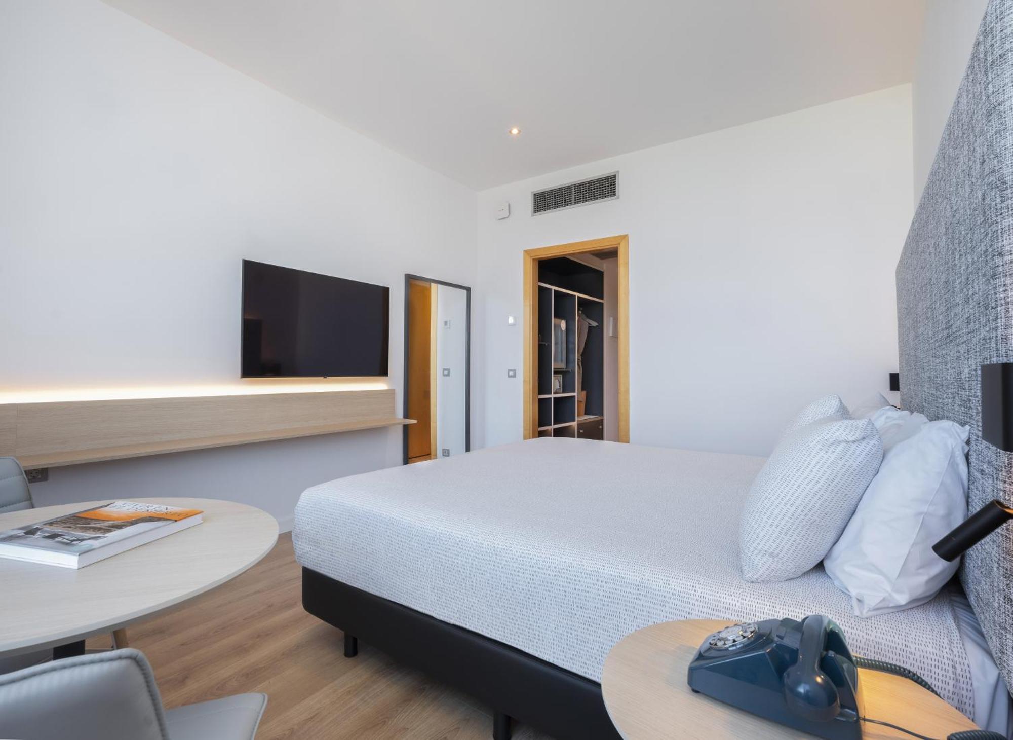 אל פראט דה לוברגאט Innside By Melia Barcelona Aeropuerto מראה חיצוני תמונה
