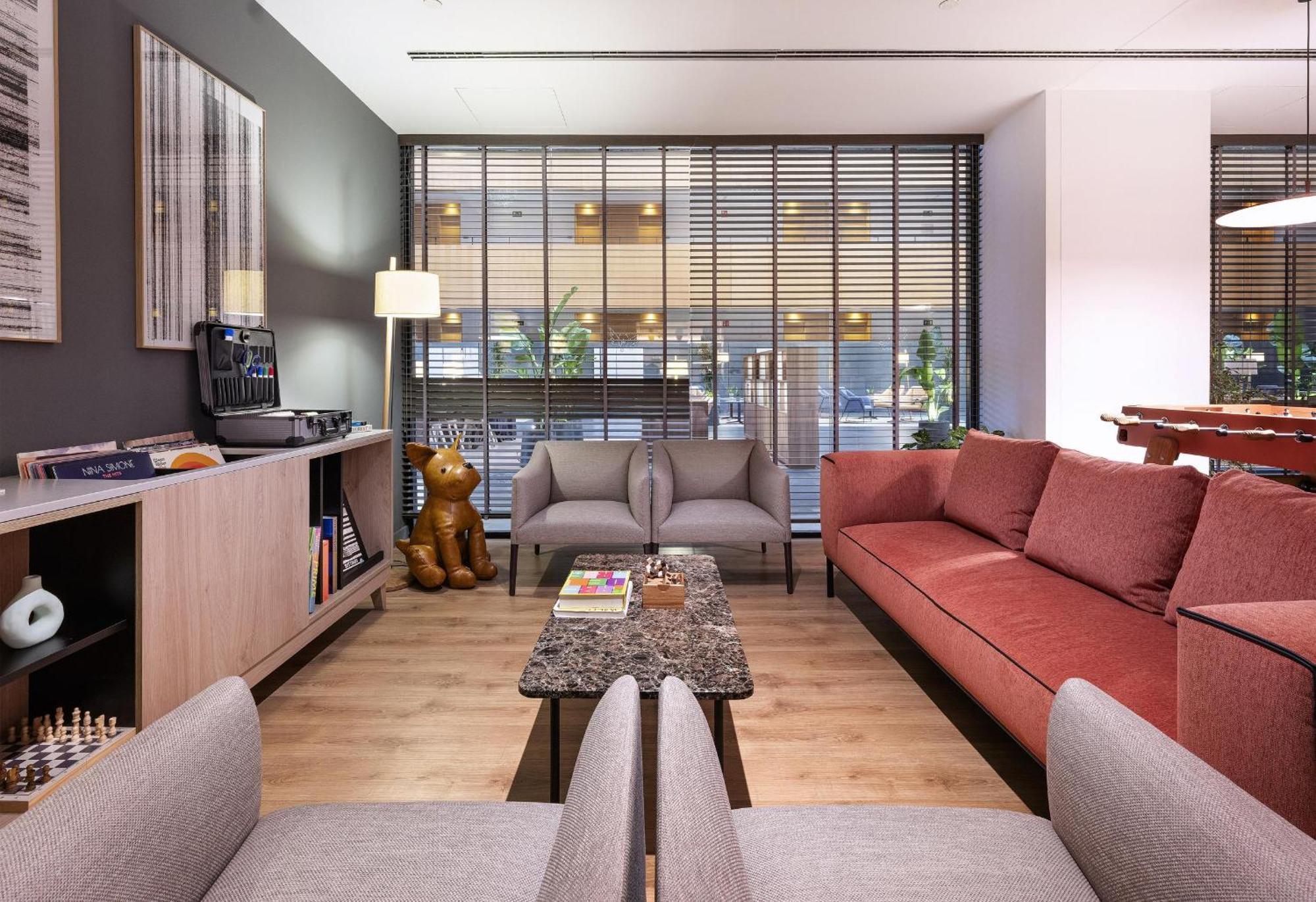 אל פראט דה לוברגאט Innside By Melia Barcelona Aeropuerto מראה חיצוני תמונה