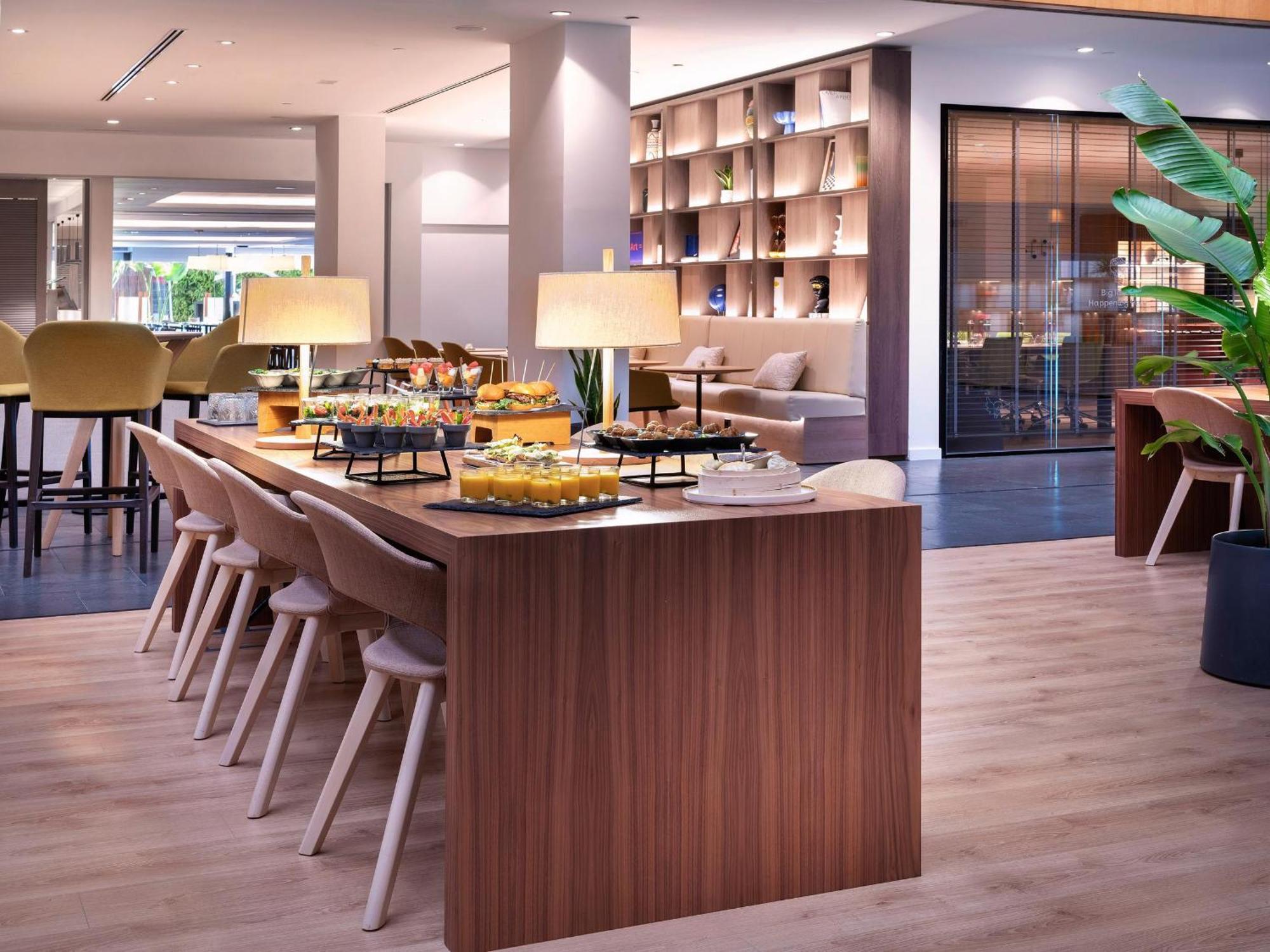 אל פראט דה לוברגאט Innside By Melia Barcelona Aeropuerto מראה חיצוני תמונה